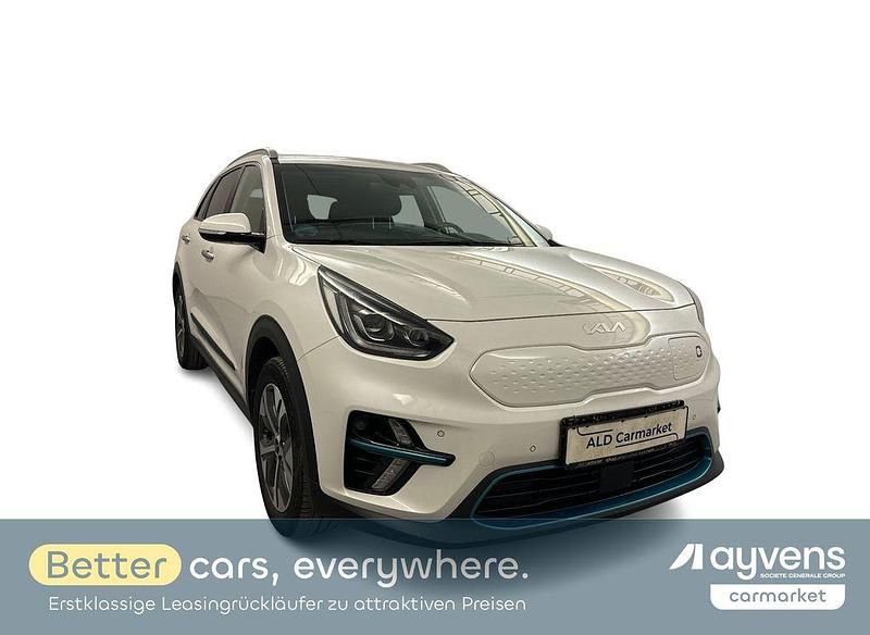 Weiß Gebraucht 2021 Kia e-Niro Spirit SUV | 23.480 € (Fairer Preis) - Bild 1/4