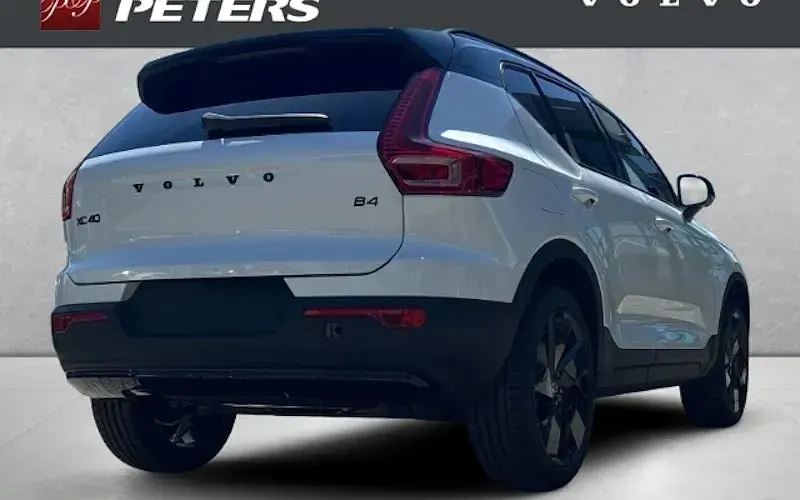 Neu Volvo XC40 Ultra 197 PS (144 kW) 2026 Weiss SUV