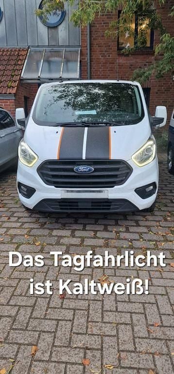Weiß Gebraucht 2019 Ford Transit Custom Van / Kleinbus | 19.999 € (Guter Preis) - Bild 1/4
