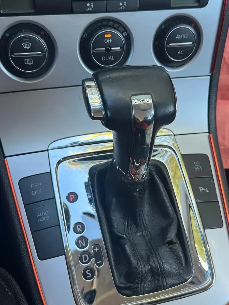 Gebraucht VW Passat 140 PS (102 kW) 2007 Silber Kombi