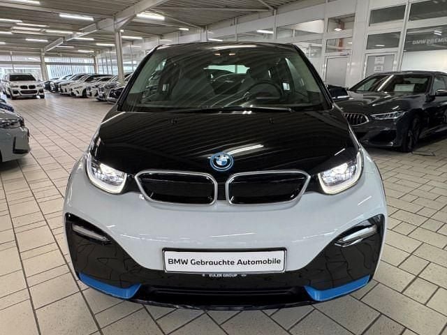 Gebraucht BMW i3 135 kW (184 PS) 2022 Capparisweiß mit akzent bmw i Kleinwagen