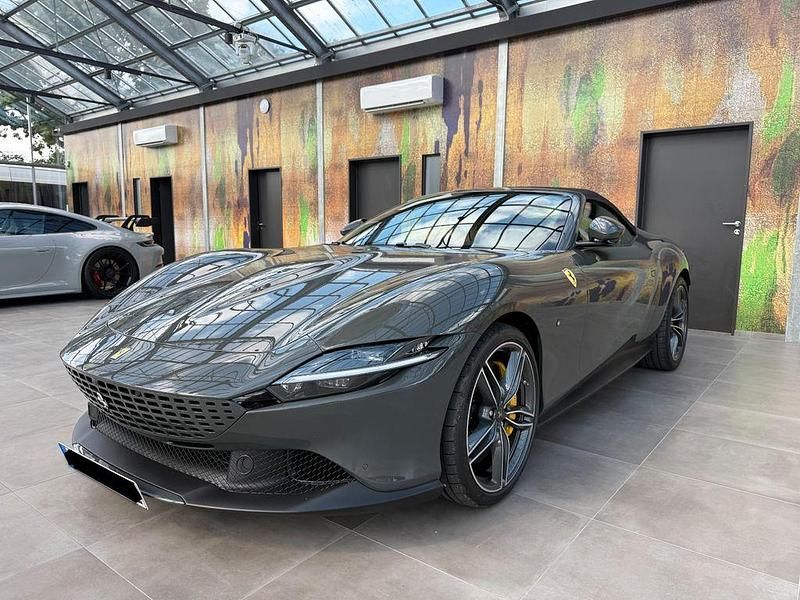 Neu Ferrari Roma 620 PS (456 kW) 2025 Grau Coupé