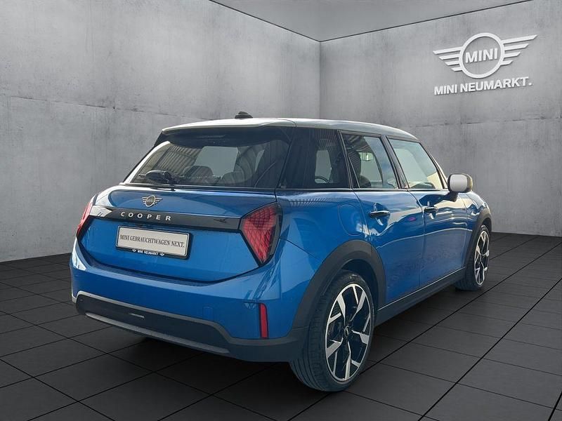 Gebraucht Mini Cooper 156 PS (114 kW) 2024 Blau Kleinwagen