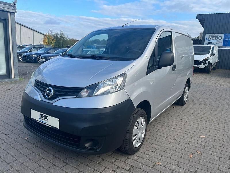 Gebraucht Nissan NV200 Comfort 90 PS (66 kW) 2018 Silber Van / Kleinbus