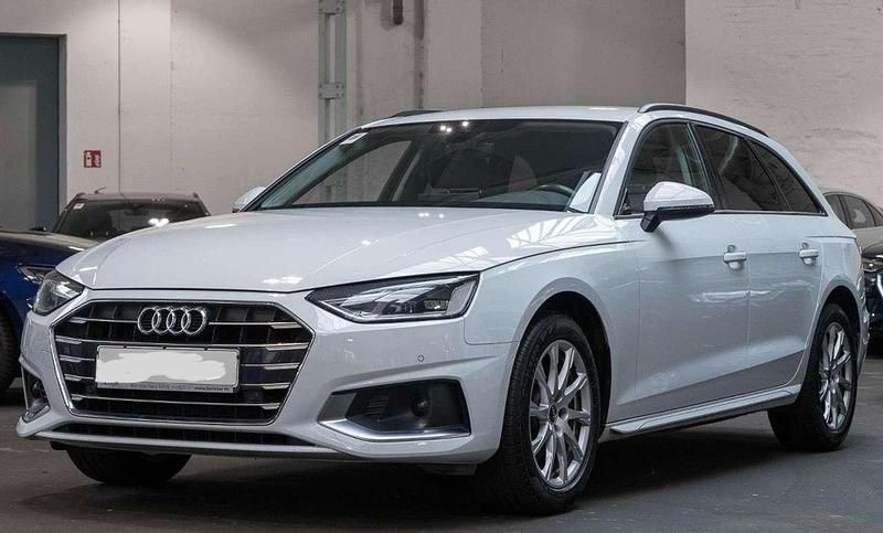 Weiß Gebraucht 2021 Audi A4 Advanced Plus Kombi | 24.999 € (Etwas zu teuer) - Bild 1/4