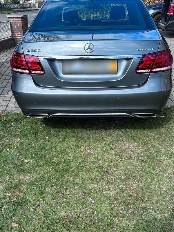 Second-hand Mercedes E250 2017 Gri Berlinǎ