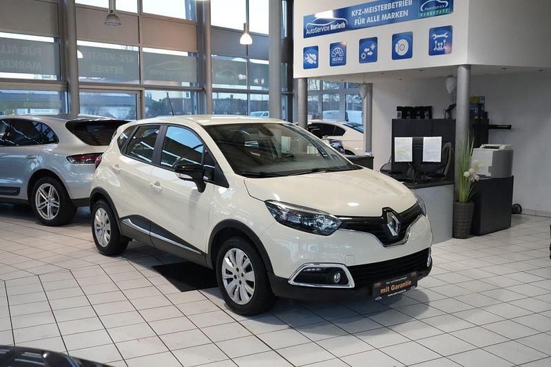 Braun Gebraucht 2015 Renault Captur Dynamique SUV | 11.900 € (Fairer Preis) - Bild 1/4
