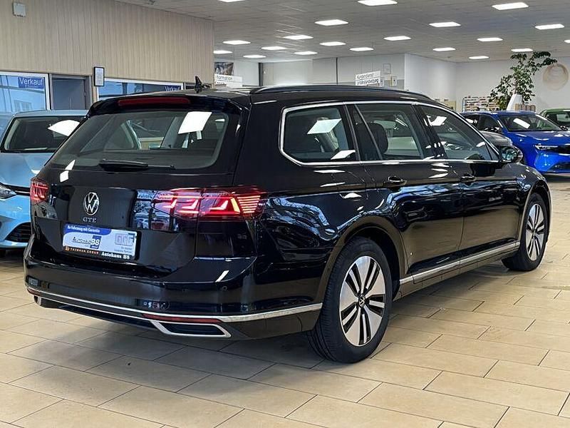Gebraucht VW Passat GTE 218 PS (160 kW) 2021 Schwarz Kombi