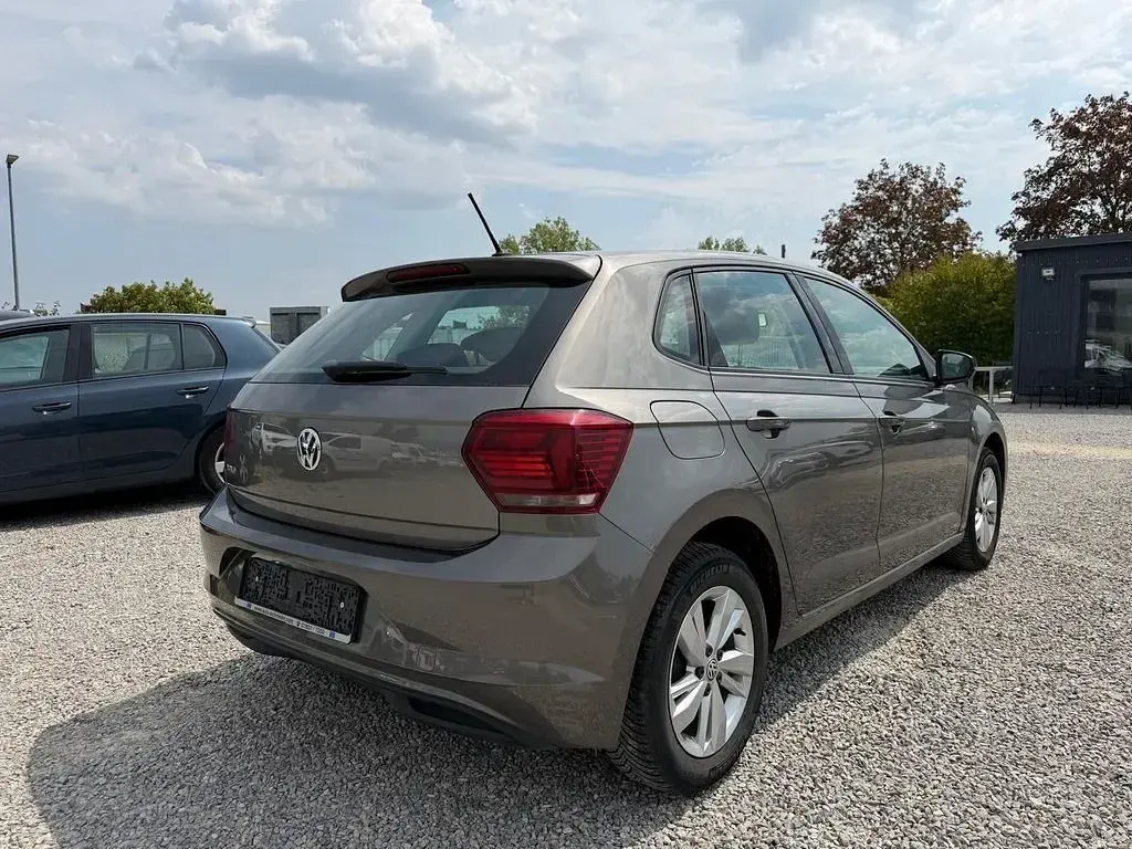 Gebraucht VW Polo Comfortline 95 PS (69 kW) 2019 Grau Kleinwagen