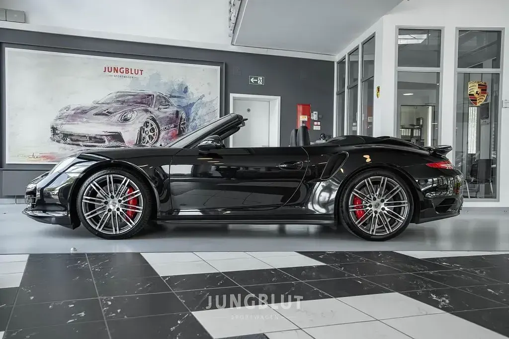 Begagnad Porsche 991 521 HK (383 kW) 2015 Svart Cab