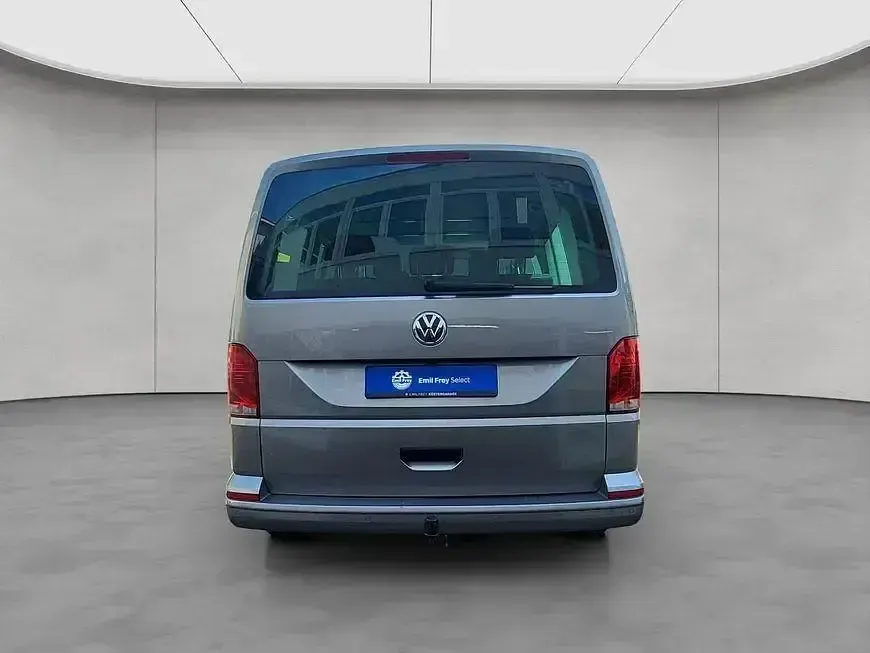 Używany VW Multivan Trendline 150 KM (110 kW) 2021 Beżowy Minivan