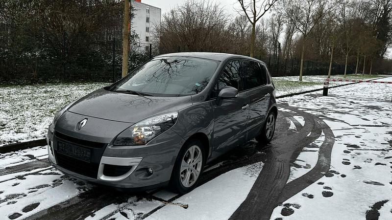 Gebraucht 2011 Renault Scénic Van / Kleinbus | 2.500 € (Guter Preis) - Bild 1/4