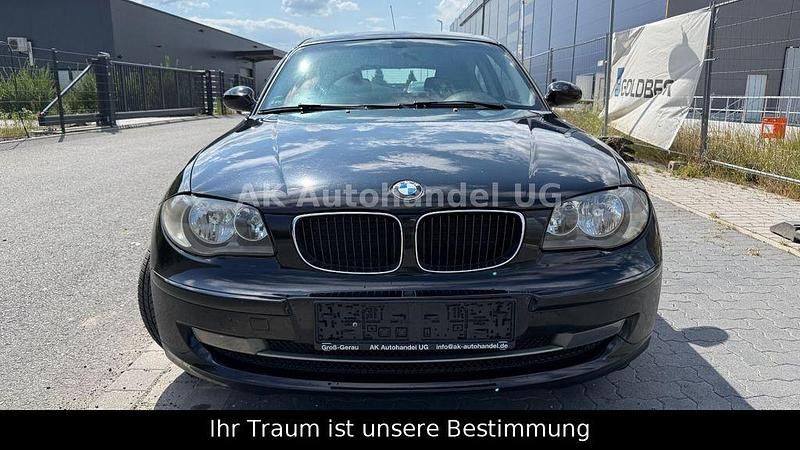 Gebraucht BMW 116 Advantage 122 PS (89 kW) 2009 Schwarz Kleinwagen