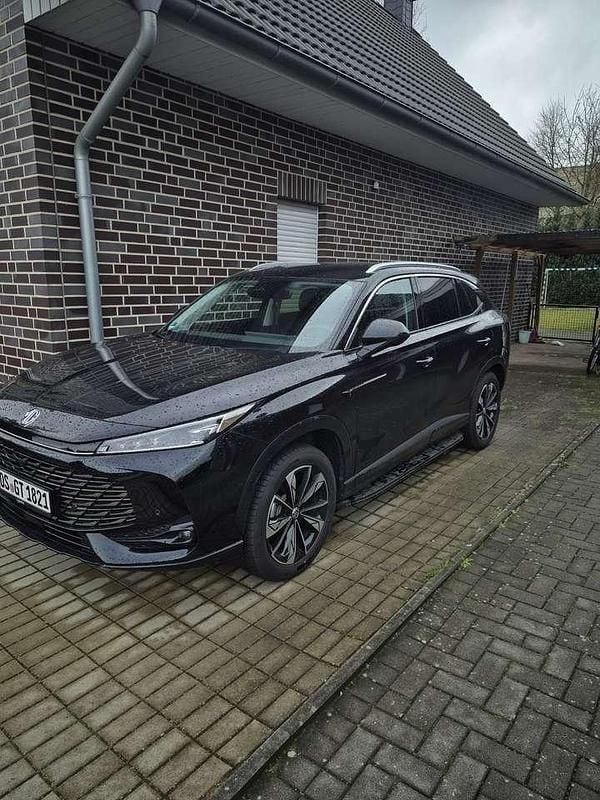 Gebraucht MG HS Luxury 272 PS (200 kW) 2025 Schwarz SUV