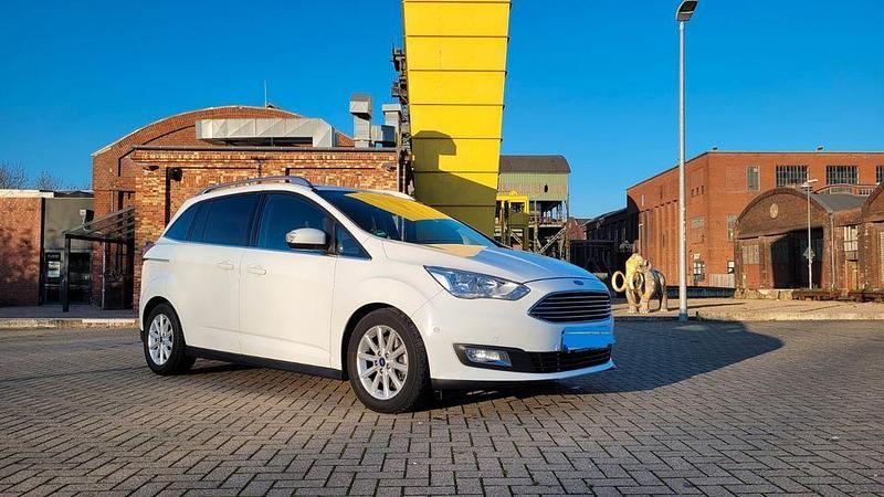 Gebraucht Ford Grand C-Max Titanium 150 PS (110 kW) 2017 Weiß Van / Kleinbus