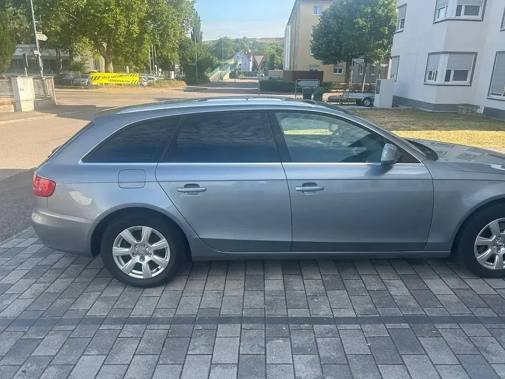 Gebraucht Audi A4 Attraction 120 PS (88 kW) 2009 Silber Kombi