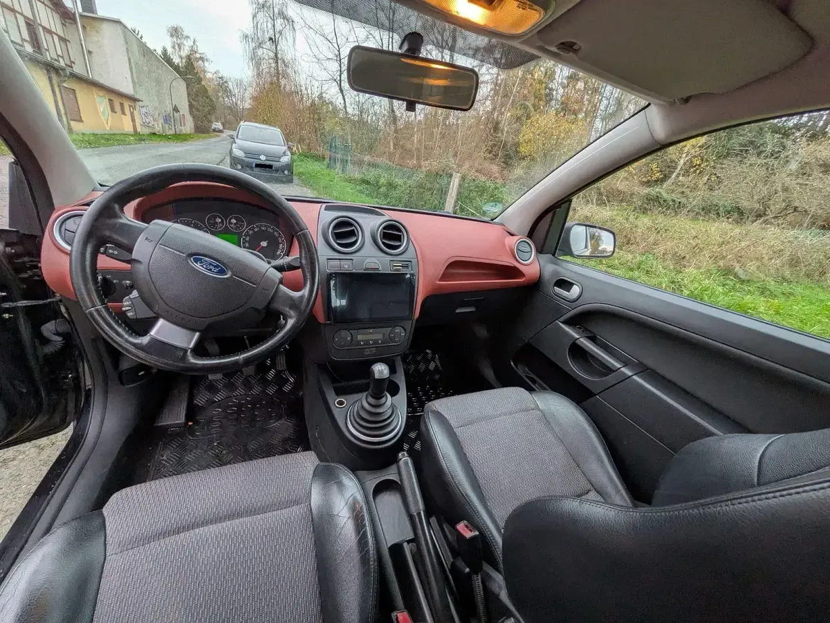 Gebraucht Ford Fiesta Sport 101 PS (74 kW) 2006 Schwarz Kleinwagen