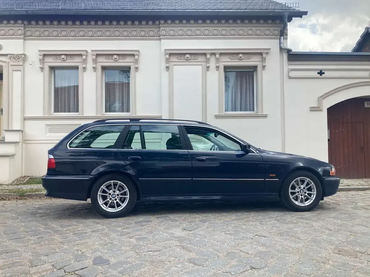 Gebraucht BMW 530 184 PS (135 kW) 2000 Kombi