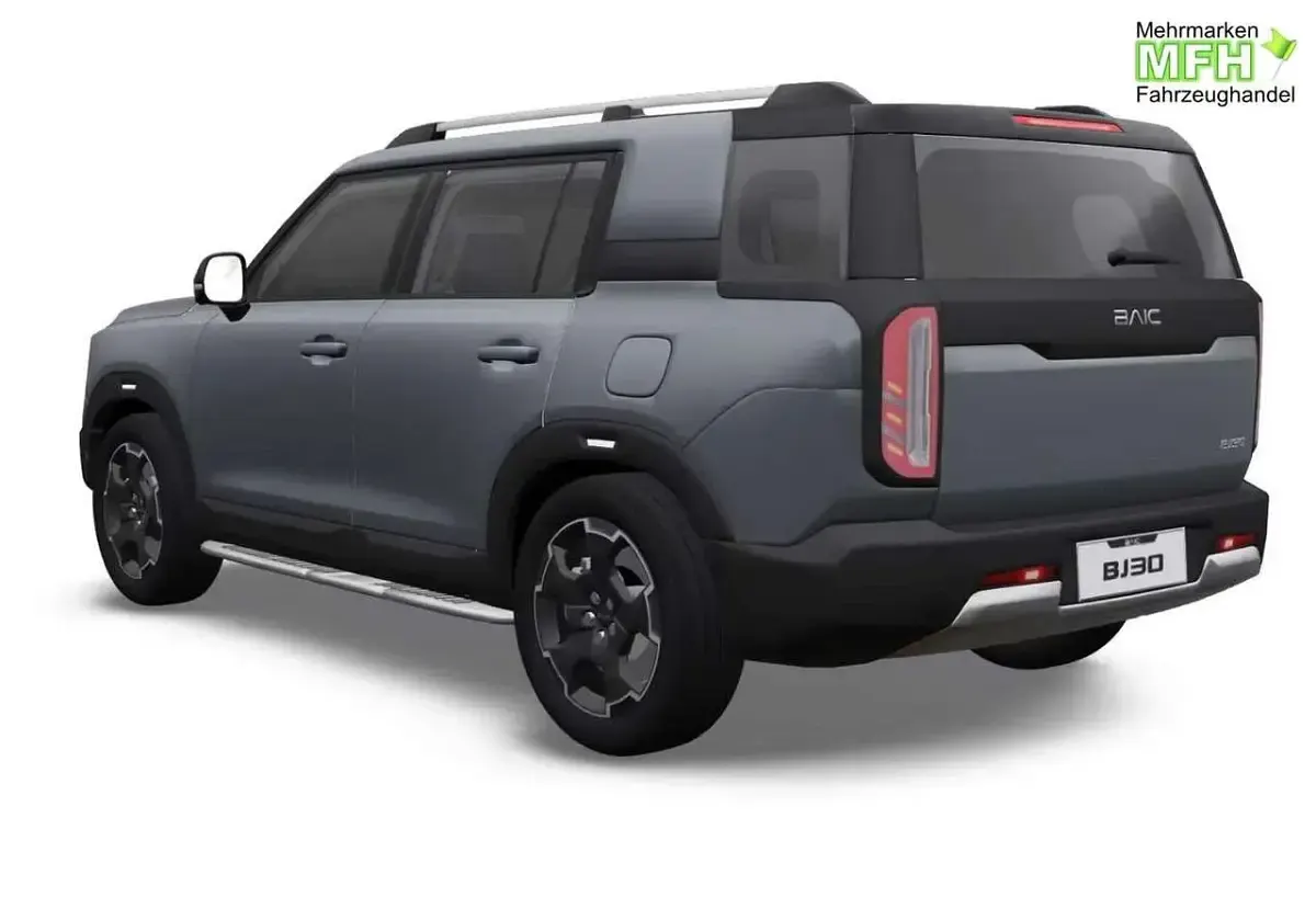 Neu Baic BJ30 280 PS (205 kW) 2026 Grau matt SUV