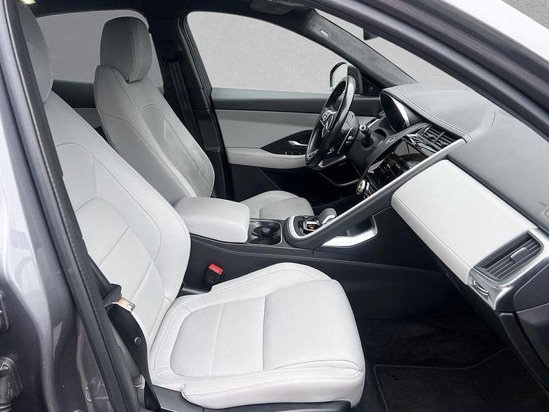 Gebraucht Jaguar E-Pace R-Dynamic 202 PS (148 kW) 2021 Grau SUV