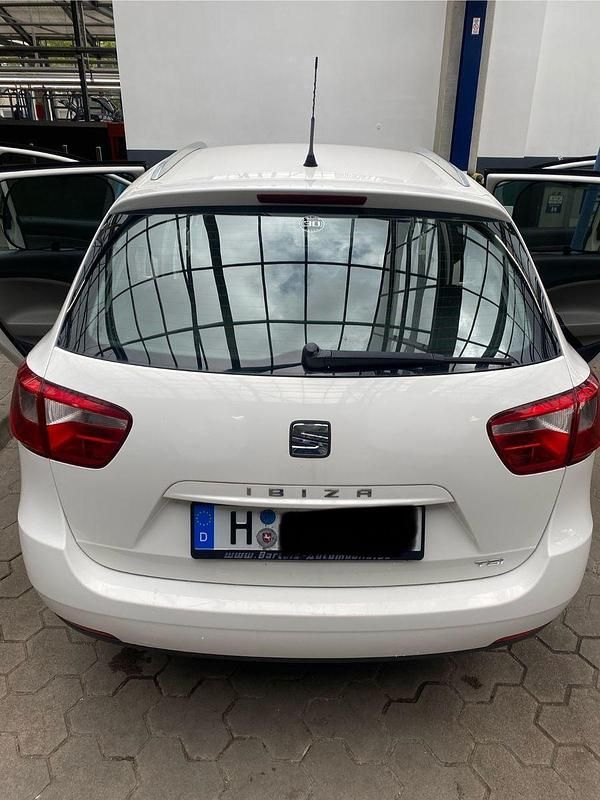 Gebraucht Seat Ibiza Style 105 PS (77 kW) 2014 Weiß Kleinwagen