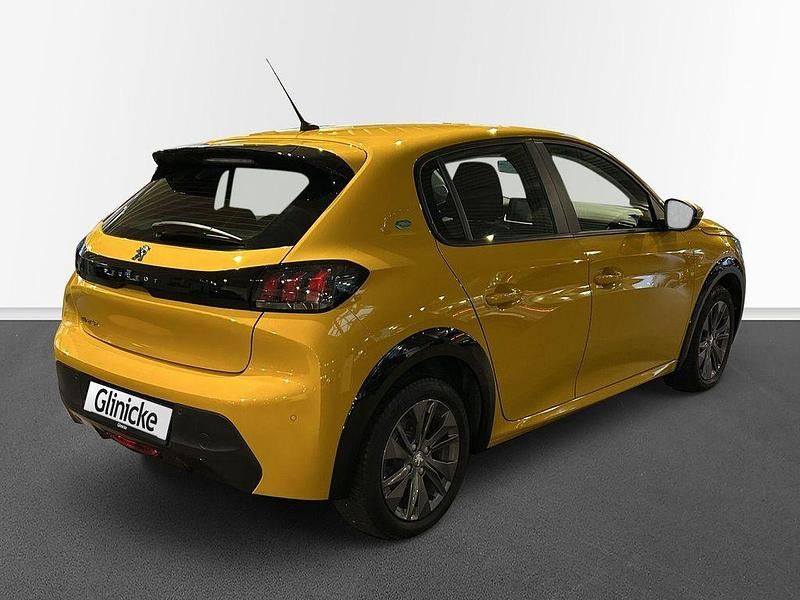Gebraucht Peugeot e-208 Active 100 kW (136 PS) 2021 Gelb Kleinwagen