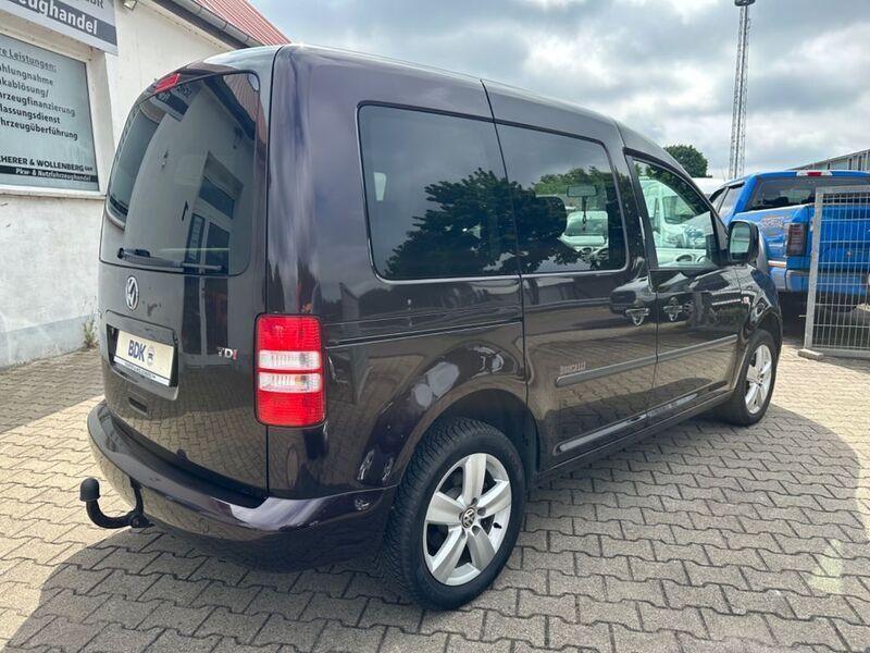 Gebraucht VW Caddy Trendline 102 PS (75 kW) 2011 Schwarz Van / Kleinbus