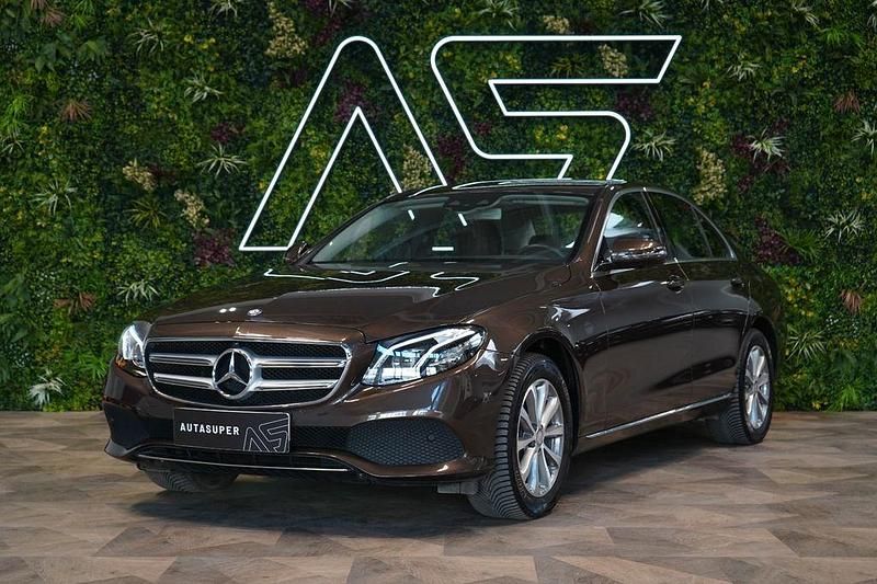 Gebraucht Mercedes E220 Avantgarde 194 PS (142 kW) 2017 Braun Limousine