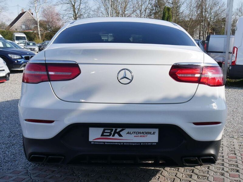 Gebraucht Mercedes GLC63 AMG AMG 510 PS (375 kW) 2018 Polarweiss  unilack Coupé