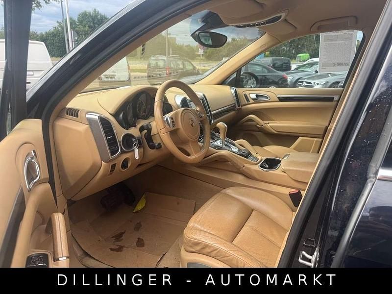 Gebraucht Porsche Cayenne 245 PS (180 kW) 2012 Schwarz SUV