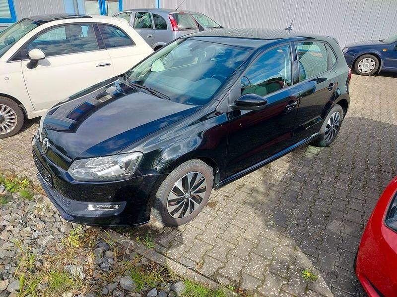Schwarz Gebraucht 2017 VW Polo Trendline Limousine | 10.700 € (Fairer Preis) - Bild 1/4