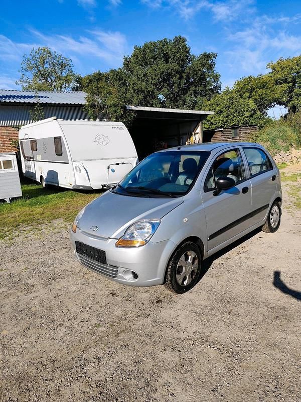 Silber Gebraucht 2010 Chevrolet Matiz Kleinwagen | 990 € (Fairer Preis) - Bild 1/4