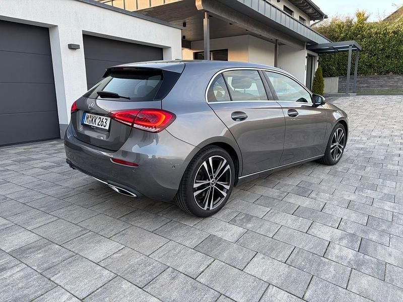 Gebraucht Mercedes A220 190 PS (139 kW) 2019 Grau Limousine