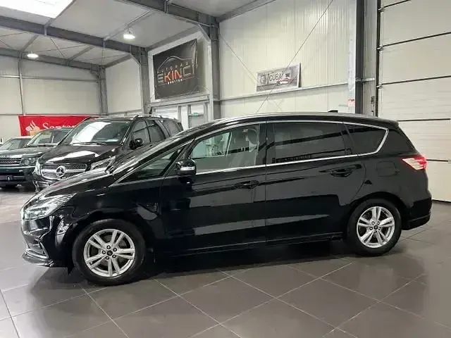 Second-hand Ford S-MAX S 190 CP (139 kW) 2020 Negru Monovolum