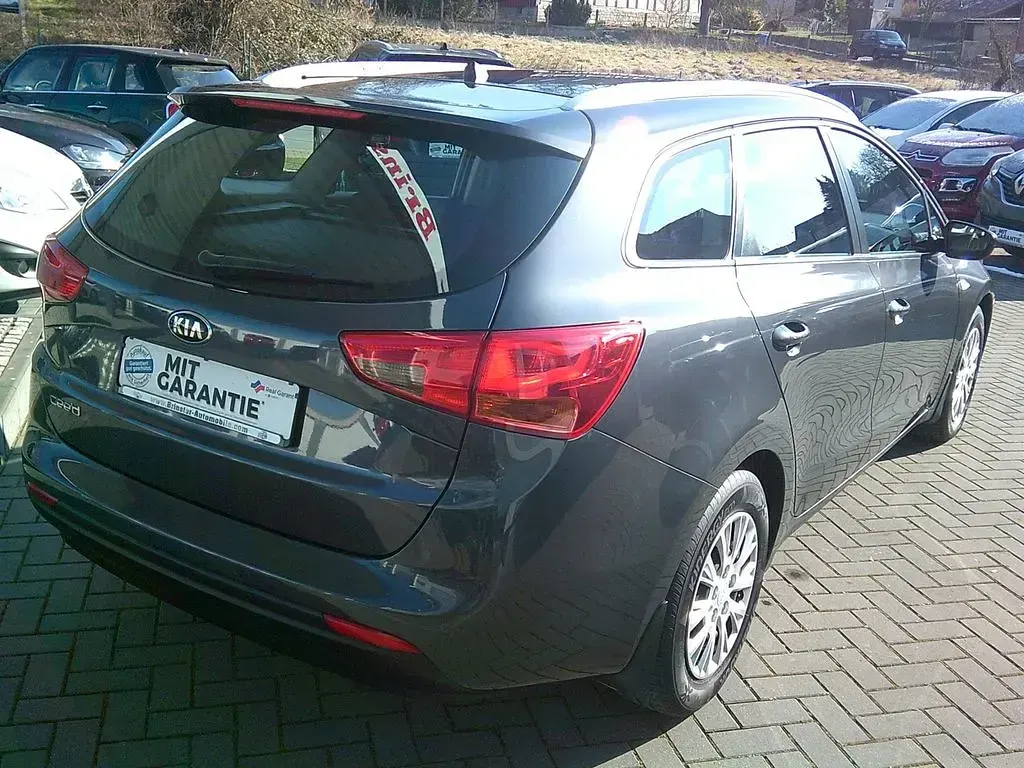 Gebraucht Kia Ceed Sportswagon Attract 101 PS (74 kW) 2017 Grau Kombi