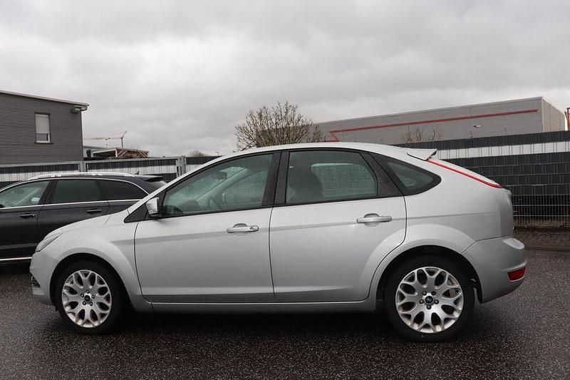 Gebraucht Ford Focus Sport 101 PS (74 kW) 2009 Grau Limousine