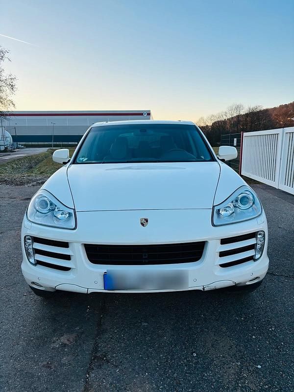 Weiß Gebraucht 2008 Porsche Cayenne SUV | 8.000 € (Fairer Preis) - Bild 1/4