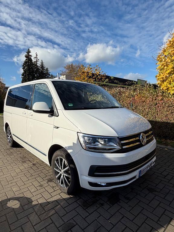 Gebraucht VW Multivan Generation Six 150 PS (110 kW) 2019 Weiß Van