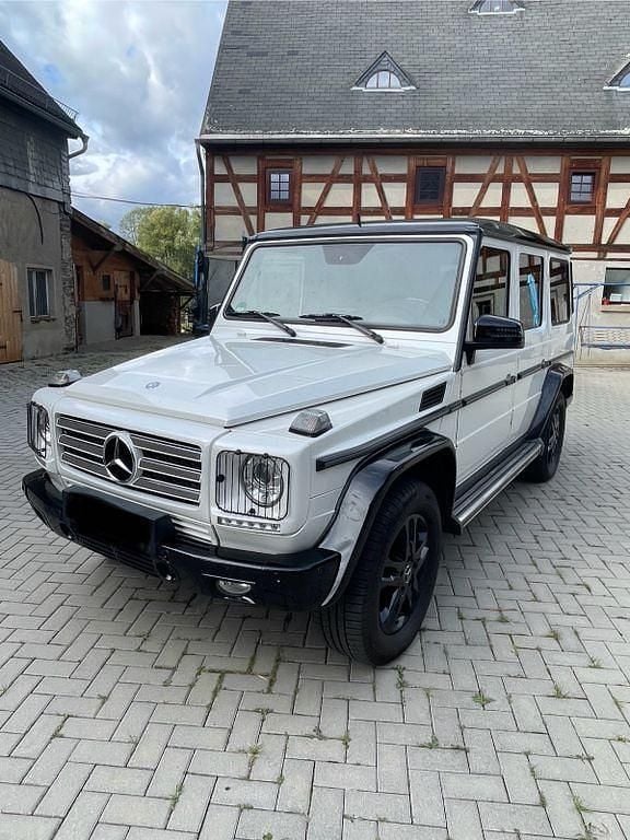 Weiß Gebraucht 2015 Mercedes G350 Edition SUV | 56.850 € (Guter Preis) - Bild 1/4