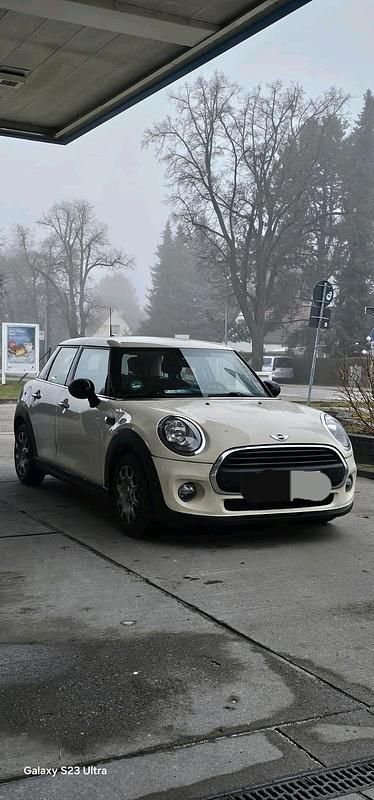 Weiß Gebraucht 2017 Mini ONE Pepper Kleinwagen | 11.500 € - Bild 1/4