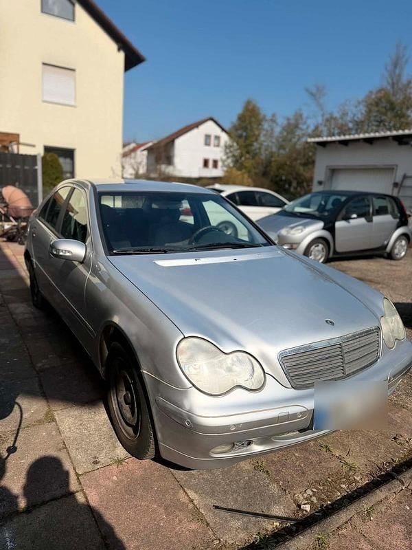 Gebraucht Mercedes C180 143 PS (105 kW) 2002 Grau Limousine
