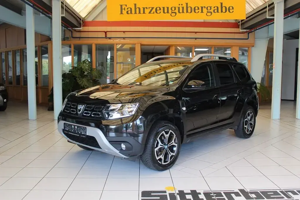 Gebraucht Dacia Duster Celebration 131 PS (96 kW) 2021 Schwarz SUV