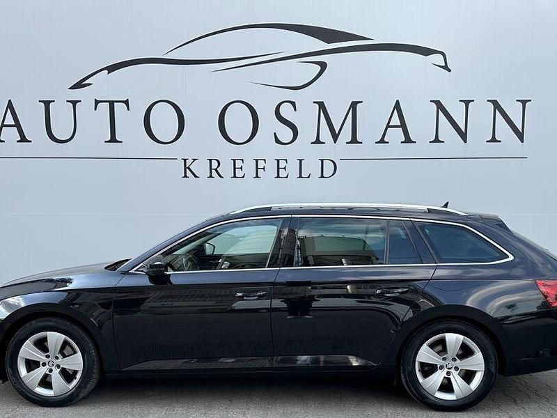 Gebraucht Skoda Superb Premium Edition 150 PS (110 kW) 2020 Schwarzmagic perleffekt Kombi