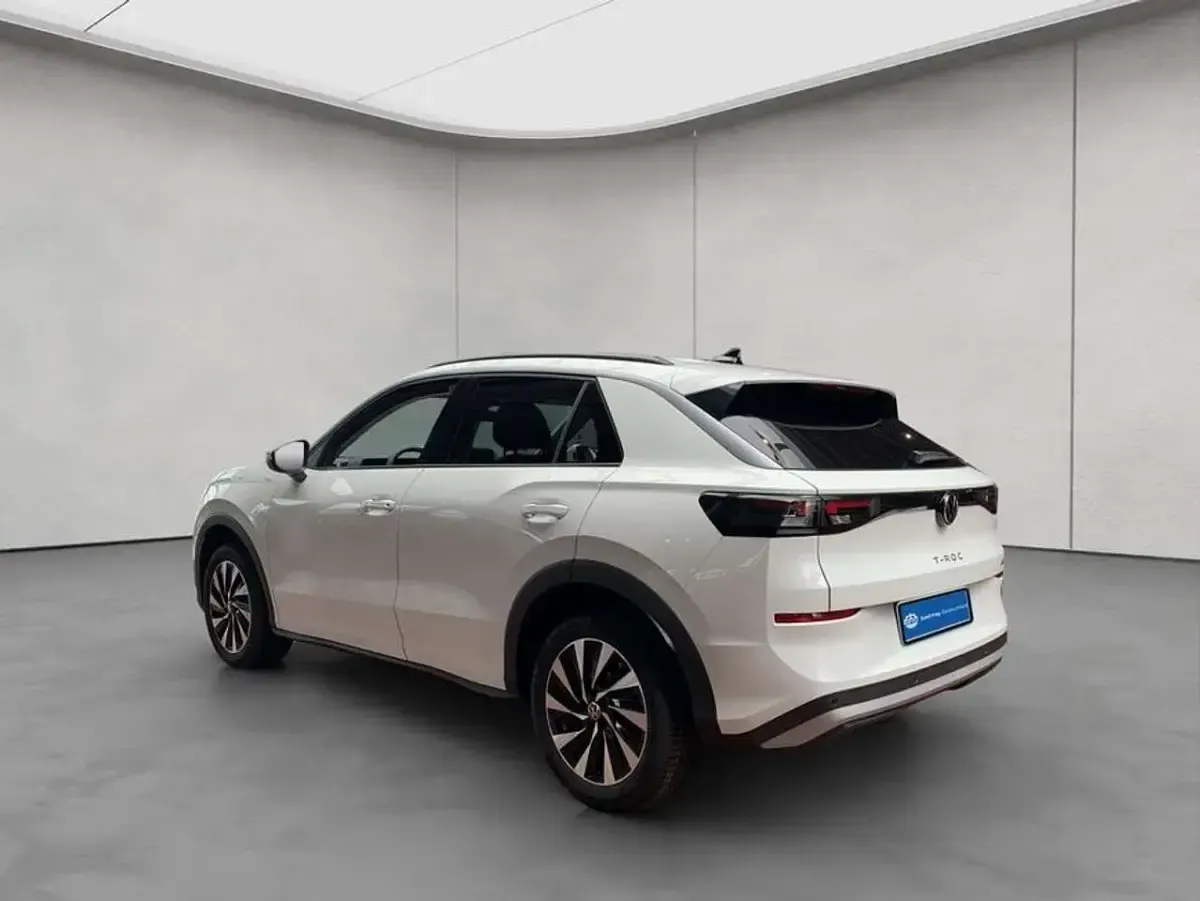 Neu VW T-Roc Life 116 PS (85 kW) 2026 Pure white SUV