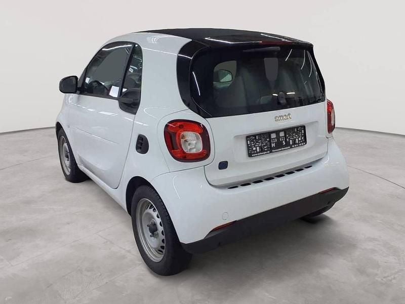 Gebraucht Smart ForTwo Coupé 60 kW (82 PS) 2022 Tridion sicherheitszelle in weiß Coupé