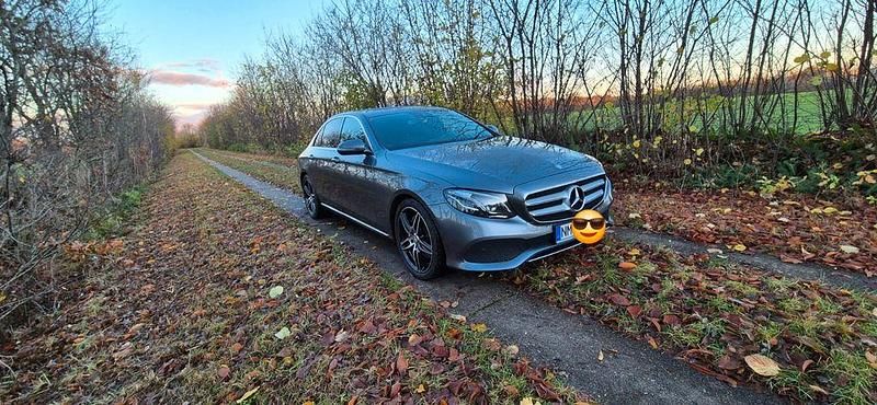 Gebraucht Mercedes E350 Exclusive 258 PS (189 kW) 2016 Grau Limousine