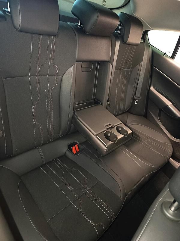 Gebraucht Opel Insignia 140 PS (102 kW) 2012 Limousine