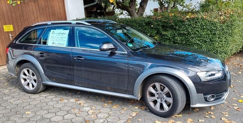 Schwarz Gebraucht 2015 Audi A4 Allroad Kombi | 19.500 € - Bild 1/4
