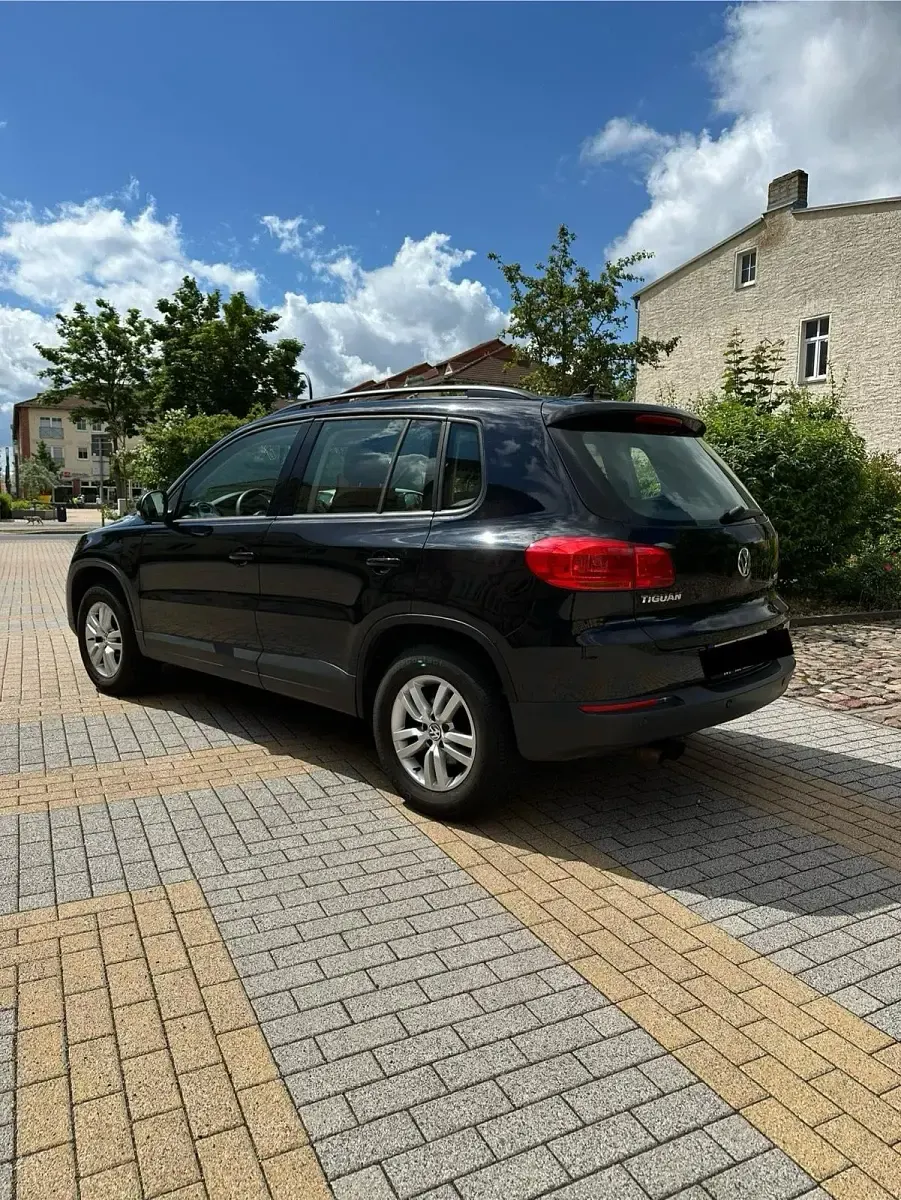 Gebraucht VW Tiguan 180 PS (132 kW) 2012 Schwarz SUV