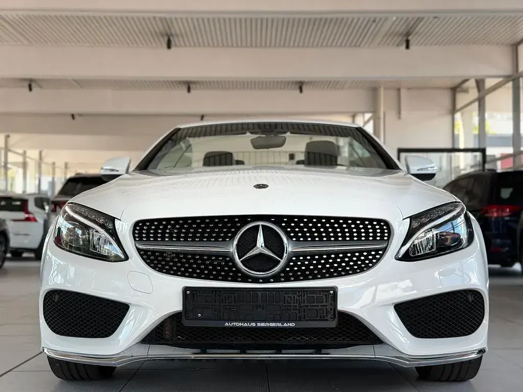 Gebraucht Mercedes C300 AMG 245 PS (180 kW) 2018 Weiß Cabrio